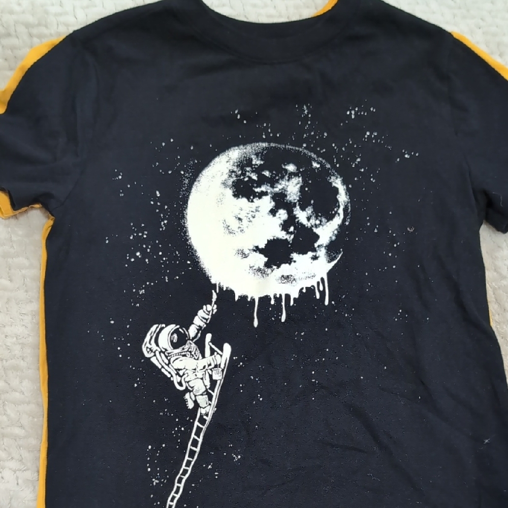 Cat & Jack Black Tee with Astronaut and Moon Graphic
